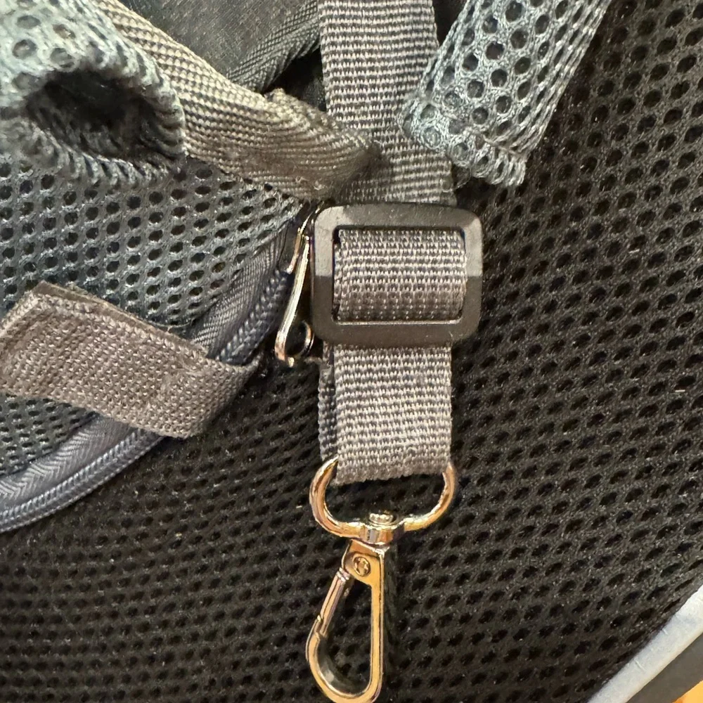 YUDODO Pet Sling Carrier for Small Dogs & Cats Hands Free Breathable Mesh